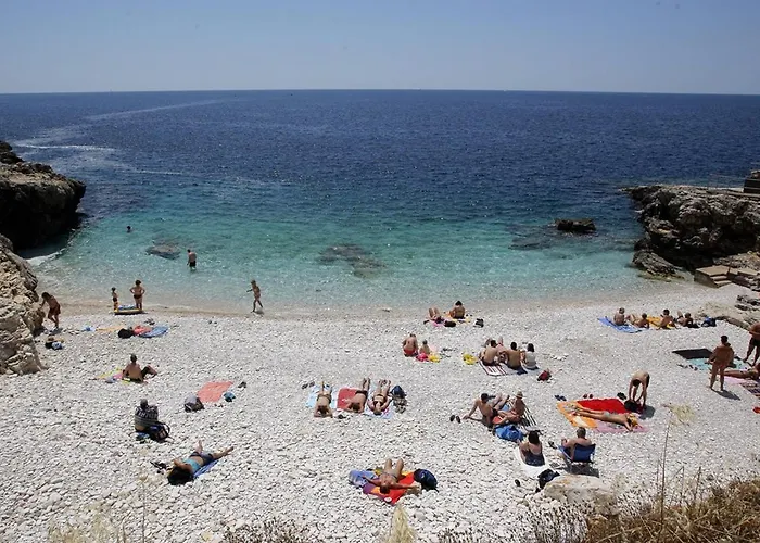 Apartman Bright & Modern 2-bedroom Flat In Pula